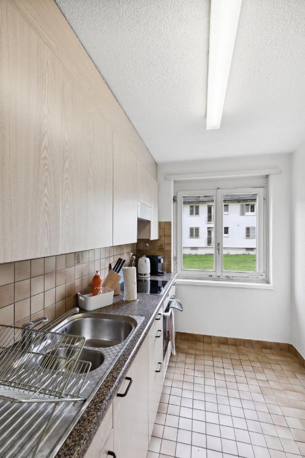 Zurich Urban Charm: Your Comfy Stay Close To The City Luaran gambar